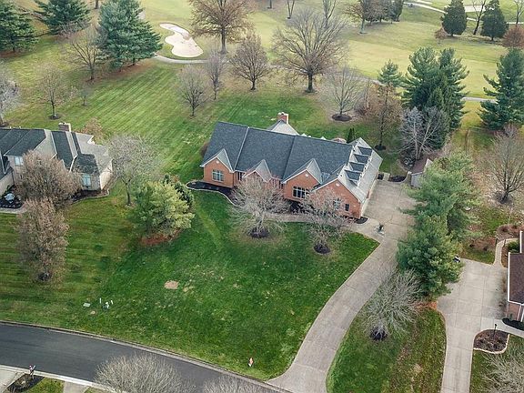 2nd image of 887 Country Club Dr