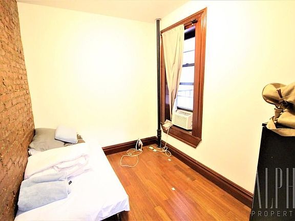 4th image of 1261 Park Ave APT 11