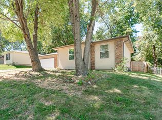 5649 S Franklin Ave, Springfield, MO 65810