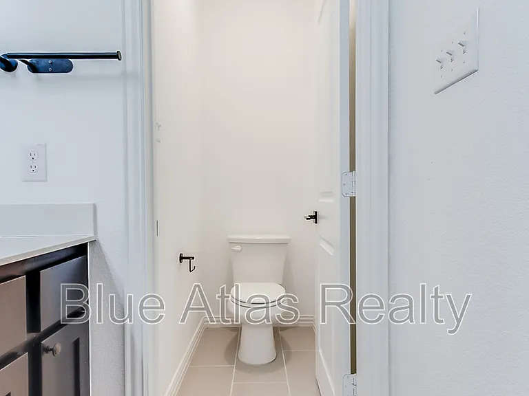 235 Woodson St — Photo 21