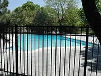 2 bed, 1.5 bath, 1100 sqft, $2,100 — Photo 3