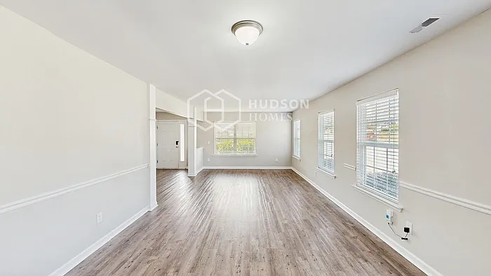 901 Steelhorse Dr — Photo 3