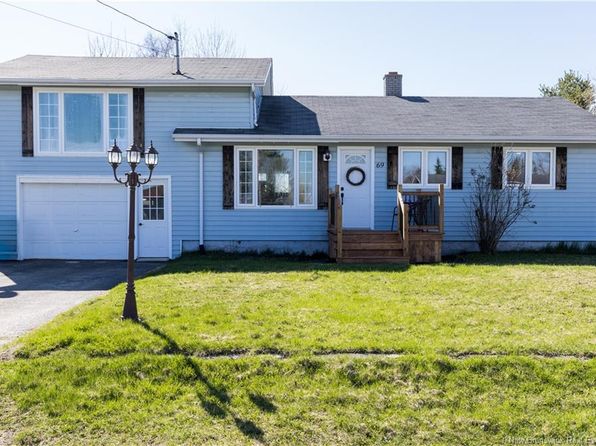 69 Centennial St, Plaster Rock, NB E7G 1J1