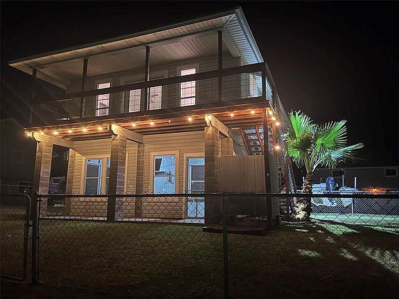 2nd image of 864 Bonita St