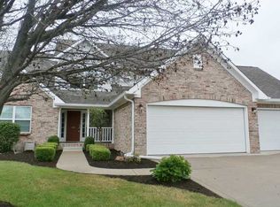 4474 W Windsong Ct, New Palestine, IN 46163