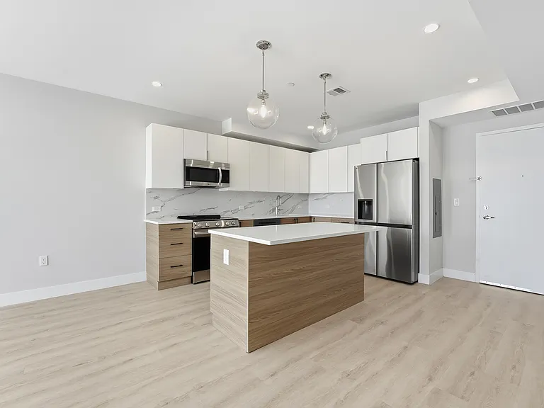 Skylar Lofts JC — Photo 4