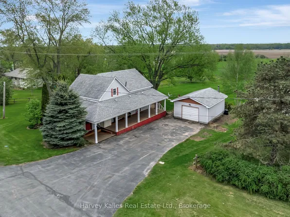 13965 Loyalist Pkwy, Prince Edward County, ON K0K 2T0