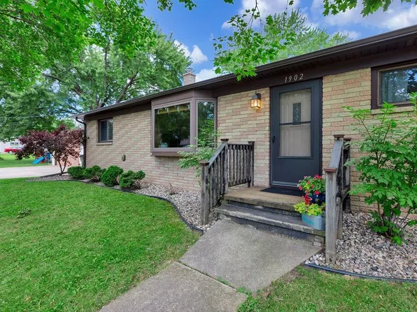 1902 N Alexander St, Appleton, WI 54911