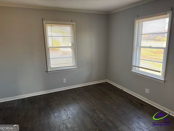 4th image of 151 Edmondson Cir