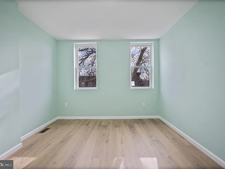 1316 McHenry St — Photo 20
