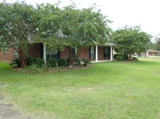 918 W Hawthorne Rd, Leesville, LA 71446