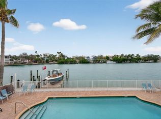 12100 Capri Cir S UNIT 203, Treasure Island, FL 33706