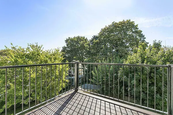 Rented by William Raveis Real Estate | media 9