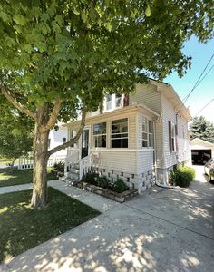 1312 Dean St, Saint Charles, IL, 60174