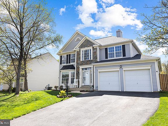 2nd image of 13868 Bridlewood Dr