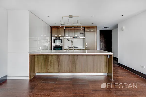 Rented by (Legacy) Elegran | media 18