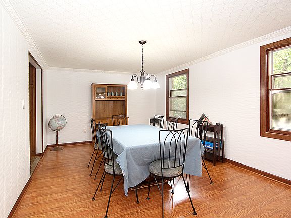 Living or Dining Room
