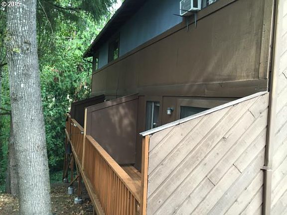 3rd image of 4901 SW Beaverton Hillsdale Hwy