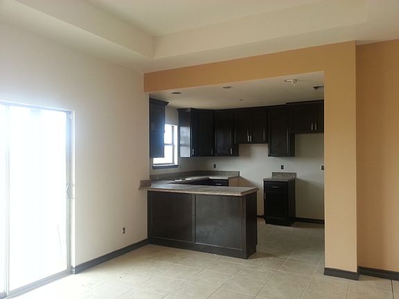4th image of 1531 Belton Dr