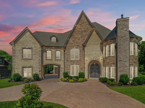2009 Lynn Haven Ct, Mount Juliet, TN 37122