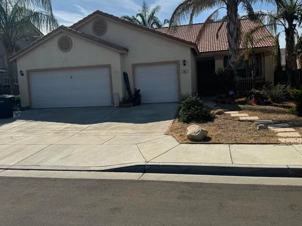 254 Captains Ct, San Jacinto, CA 92583