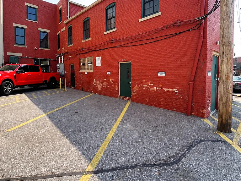2030 W 25th St #203 — Photo 42