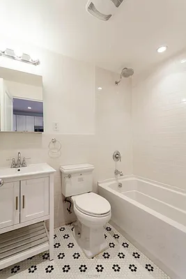 Rented by Owner | media 10