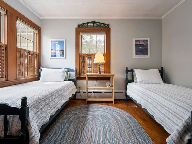 353 Seaside Ave — Photo 5