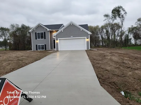 58635 Winterwood Ln, Three Rivers, MI 49093
