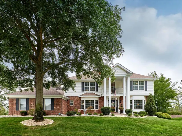 17013 Chesterfield Estates Ct, Chesterfield, MO 63005