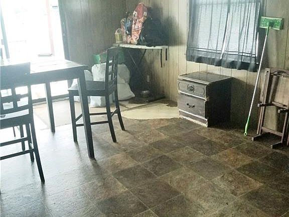 3rd image of 1304 Karen Dr