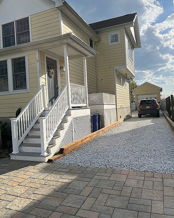 2nd image of 38 Riverdale Ave