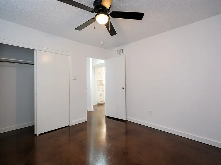 6641 Rhine Dr #B — Photo 11