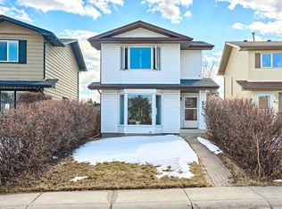 51 N Sunmills Ct SW, Calgary, AB T2X2R4