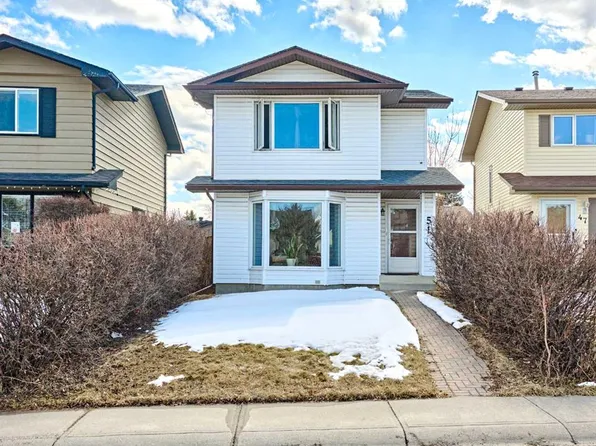 51 N Sunmills Ct SW, Calgary, AB T2X 2R4