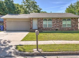1725 S Poplar Ave, Broken Arrow, OK 74012