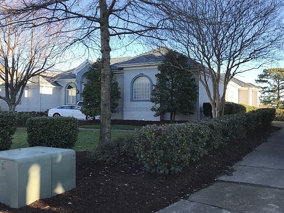 4th image of 4061 Estates Ln