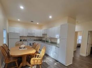 207 N 8th St #B, Delmar, DE 19940