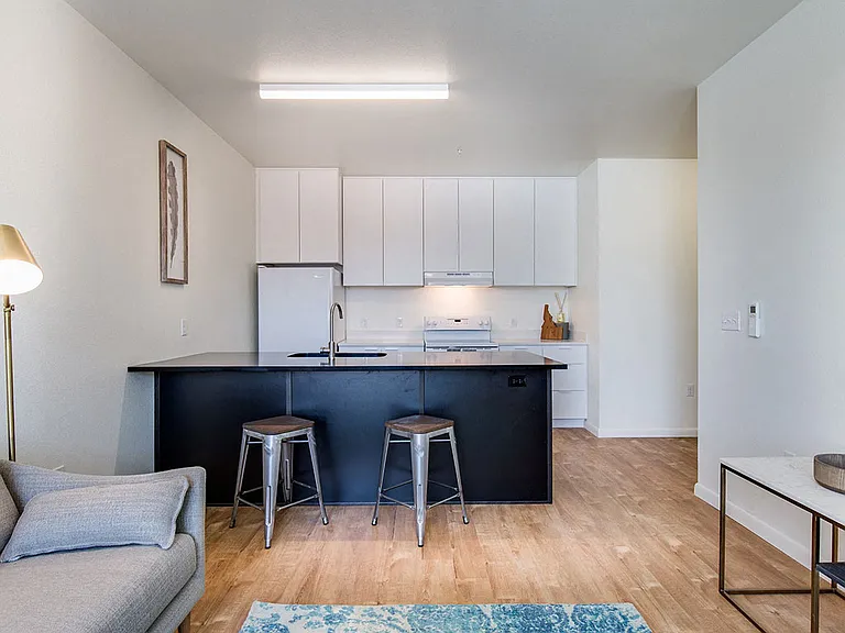 The Watercooler Apartments — Photo 24
