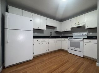 1465 Bodwell Rd APT 28, Manchester, NH 03109