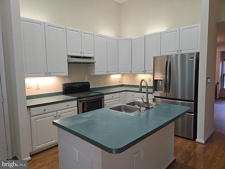14635 Seasons Dr — Photo 4