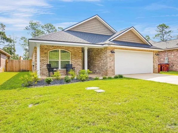 2956 N 17th Ave, Milton, FL 32583