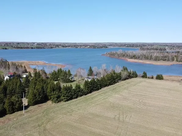 Charlies Ln, Saint George's Parish, PE C0A 1G0