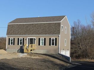 85 Riverfield Rd, Taunton, MA 02780