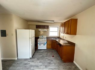 26 Robin Rd FLOOR 1, Staten Island, NY 10305