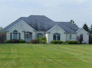 10407 Neiderhouse Rd, Perrysburg, OH 43551