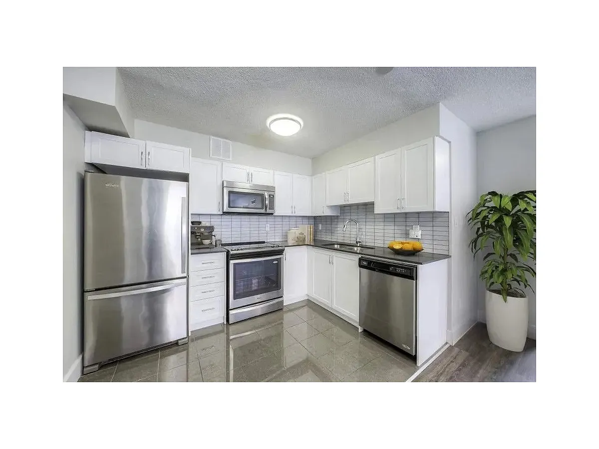 295 Dufferin St #1139491 photo 1