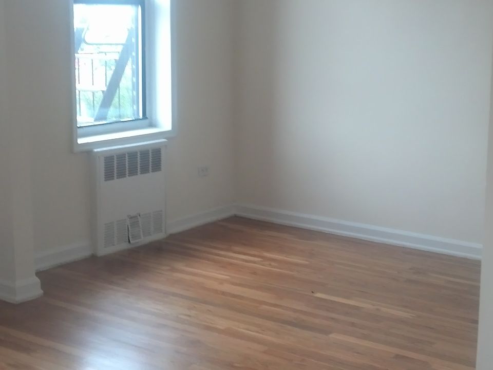 2nd image of 3752 89th St APT 1A