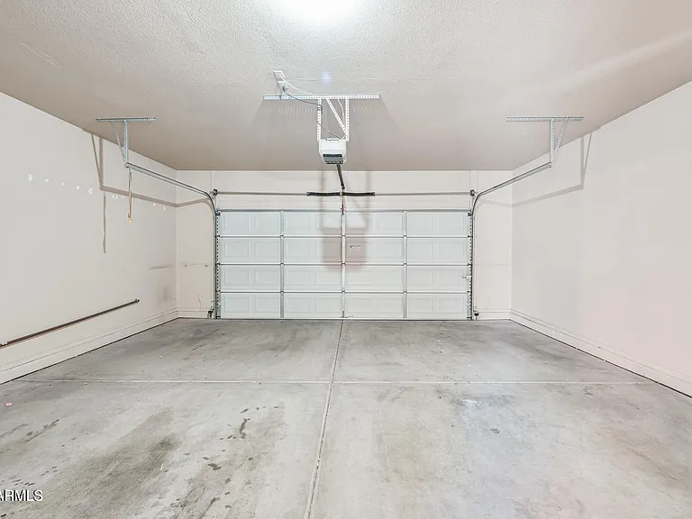 2621 E Waterview Ct — Photo 18