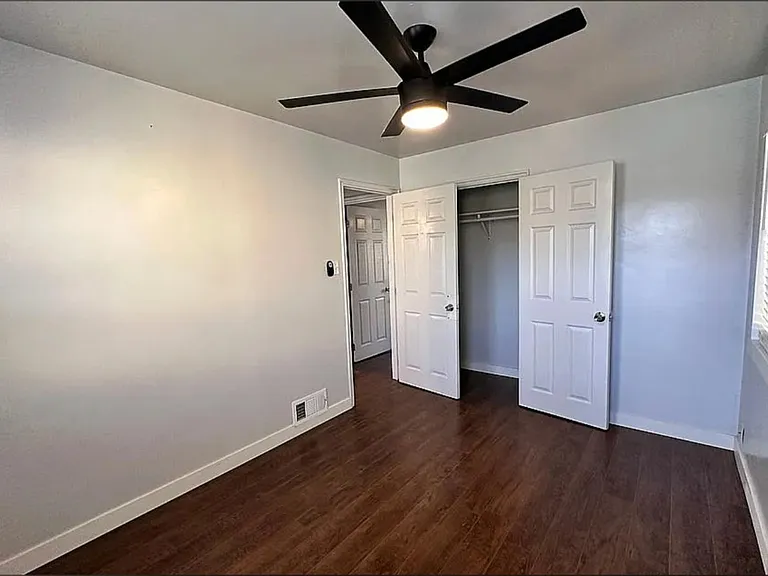 Unit Photo